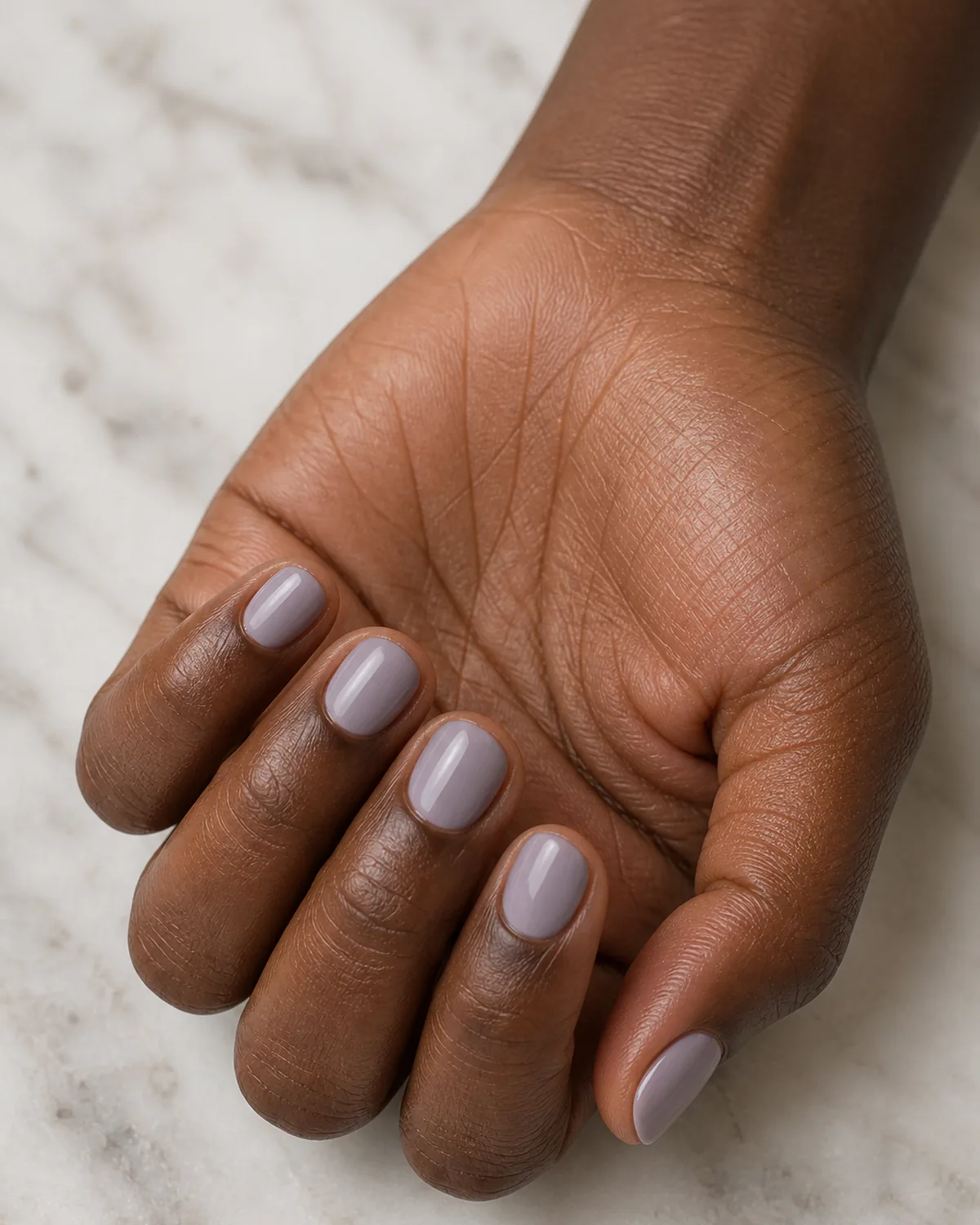 Grey-lilac creme on extra-short round nails